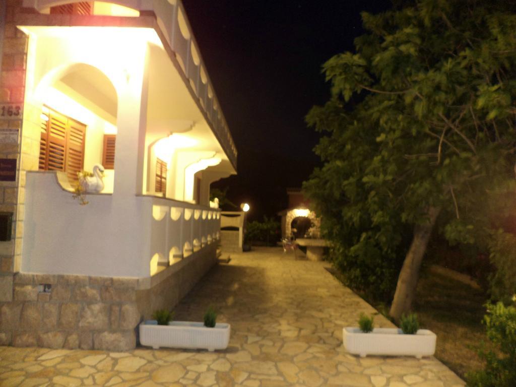 Apartments Vesna Kampor Exterior foto